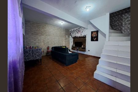 Sala de casa à venda com 2 quartos, 75m² em Veloso, Osasco