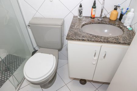 Apartamento à venda com 76m², 3 quartos e 2 vagasBanheiro Social