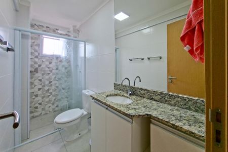 Apartamento para alugar com 74m², 2 quartos e 2 vagasBanheiro da Suíte