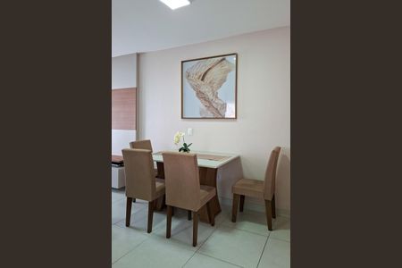 Apartamento para alugar com 74m², 2 quartos e 2 vagasSala