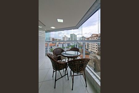 Apartamento para alugar com 74m², 2 quartos e 2 vagasSacada