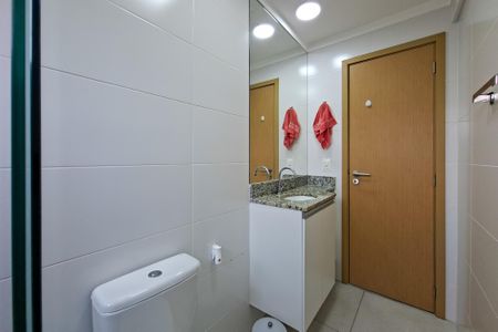 Apartamento para alugar com 74m², 2 quartos e 2 vagasBanheiro da Suíte