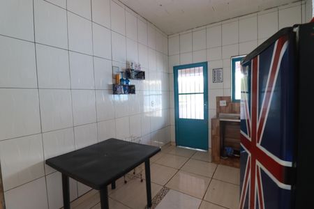 Casa para alugar com 360m², 2 quartos e 4 vagasCozinha 