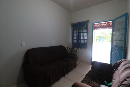 Sala de casa para alugar com 2 quartos, 360m² em Parque Residencial Candido Portinari, Ribeirão Preto