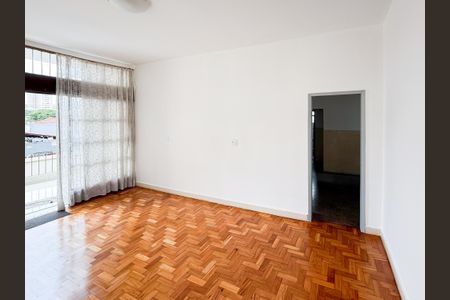 Sala de casa para alugar com 3 quartos, 144m² em Carlos Prates, Belo Horizonte