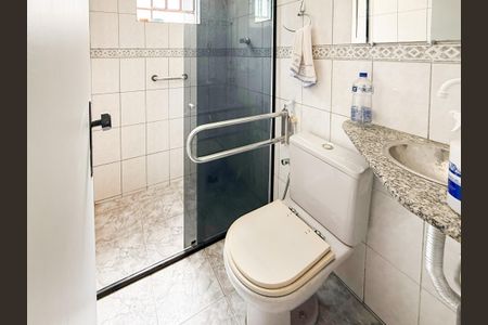 Casa para alugar com 144m², 3 quartos e 1 vaga Casa para alugar com 144m², 3 quartos e 1 vagaBanheiro