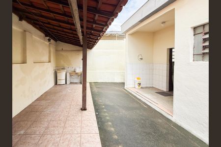 Casa para alugar com 144m², 3 quartos e 1 vaga Casa para alugar com 144m², 3 quartos e 1 vagaÁrea de serviço