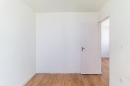Quarto 1 de apartamento para alugar com 2 quartos, 50m² em Jardim Itamarati, Poá