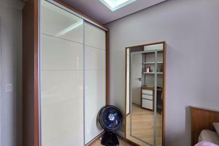 Apartamento à venda com 79m², 3 quartos e 2 vagas Apartamento à venda com 79m², 3 quartos e 2 vagasQuarto 2