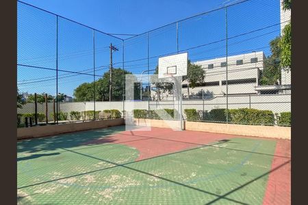 Apartamento à venda com 79m², 3 quartos e 2 vagas Apartamento à venda com 79m², 3 quartos e 2 vagasÁrea comum - Quadra