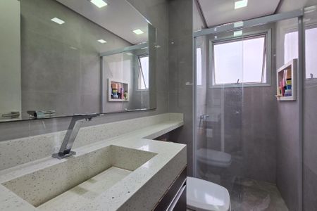 Apartamento à venda com 79m², 3 quartos e 2 vagas Apartamento à venda com 79m², 3 quartos e 2 vagasBanheiro Social