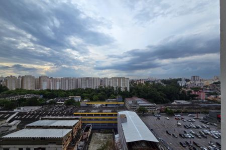 Apartamento à venda com 79m², 3 quartos e 2 vagas Apartamento à venda com 79m², 3 quartos e 2 vagasVista - Quarto 2