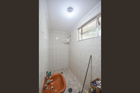 Banheiro da Suíte de casa à venda com 3 quartos, 116m² em Vila Antonieta, São Bernardo do Campo