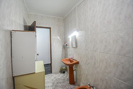 Casa à venda com 116m², 3 quartos e 1 vagaBanheiro