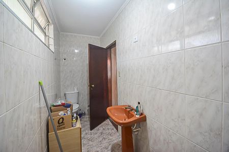 Banheiro da Suíte de casa à venda com 3 quartos, 116m² em Vila Antonieta, São Bernardo do Campo