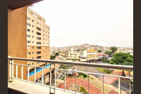 Apartamento à venda com 2 quartos, 58m² em São Geraldo, Belo Horizonte