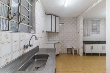 Casa para alugar com 220m², 3 quartos e 3 vagasCozinha