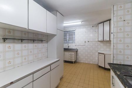 Casa para alugar com 220m², 3 quartos e 3 vagasCozinha