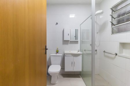 Casa para alugar com 220m², 3 quartos e 3 vagasBanheiro da Suíte