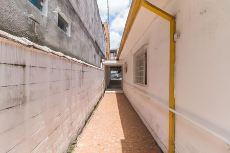 Casa para alugar com 220m², 3 quartos e 3 vagasCorredor Lateral