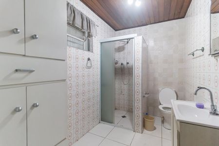 Casa para alugar com 220m², 3 quartos e 3 vagasBanheiro