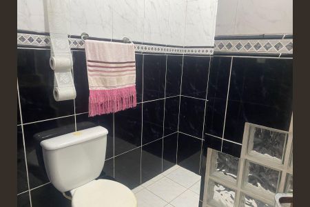 Casa para alugar com 360m², 5 quartos e 4 vagasBanheiro