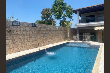 Casa para alugar com 360m², 5 quartos e 4 vagasÁrea externa