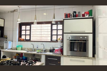 Casa para alugar com 360m², 5 quartos e 4 vagasCozinha