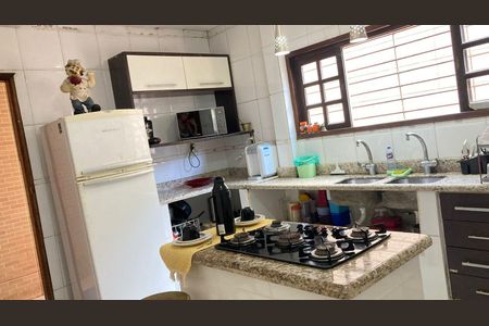 Casa para alugar com 360m², 5 quartos e 4 vagasCozinha