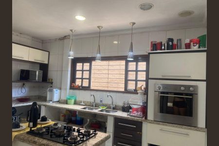 Casa para alugar com 360m², 5 quartos e 4 vagasCozinha