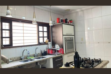 Casa para alugar com 360m², 5 quartos e 4 vagasCozinha