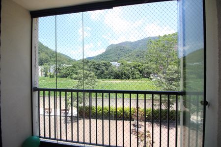 Varanda de apartamento à venda com 3 quartos, 68m² em Jacarepaguá, Rio de Janeiro