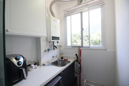 Apartamento à venda com 68m², 3 quartos e 1 vagaÁrea de Serviço