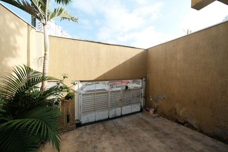 Casa à venda com 190m², 3 quartos e 2 vagasSala