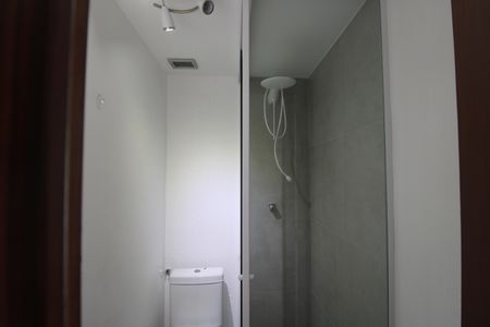 Apartamento à venda com 254m², 4 quartos e 2 vagasBanheiro social 2