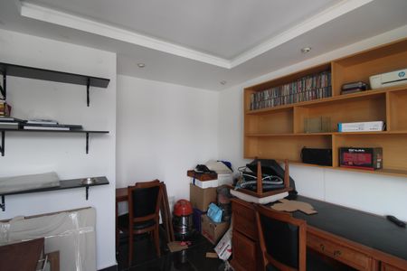 Apartamento à venda com 254m², 4 quartos e 2 vagasEscritório