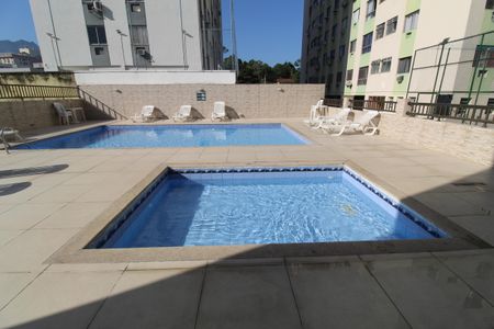 Apartamento à venda com 254m², 4 quartos e 2 vagasÁrea comum - Piscina