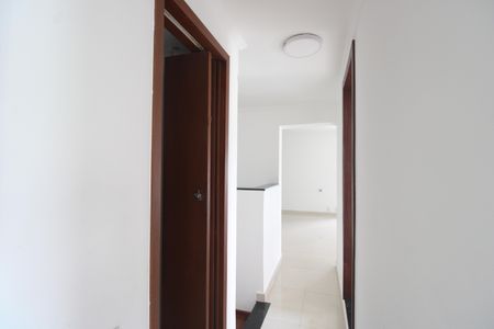 Apartamento à venda com 254m², 4 quartos e 2 vagasCorredor 1