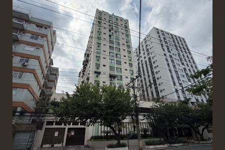 Apartamento à venda com 254m², 4 quartos e 2 vagasFachada