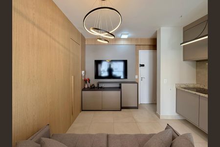 Sala  de apartamento para alugar com 1 quarto, 35m² em Santo Amaro, São Paulo