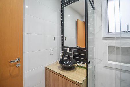 Apartamento à venda com 67m², 2 quartos e 2 vagas Apartamento à venda com 67m², 2 quartos e 2 vagasBanheiro