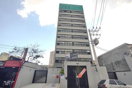 Studio à venda com 42m², 1 quarto e 1 vaga Studio à venda com 42m², 1 quarto e 1 vagaFachada