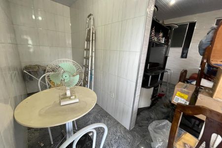 Cozinha de casa para alugar com 3 quartos, 80m² em Vila São Luis, Duque de Caxias