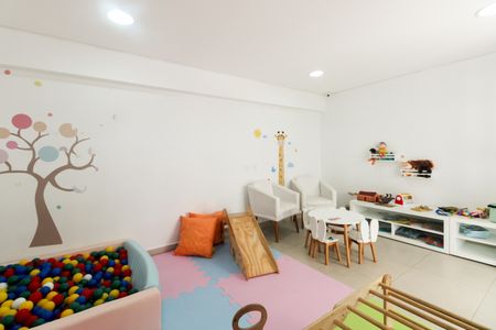 Apartamento à venda com 51m², 2 quartos e 1 vaga Apartamento à venda com 51m², 2 quartos e 1 vagaCondomínio - Brinquedoteca