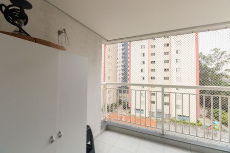 Varanda  de apartamento para alugar com 2 quartos, 51m² em Penha de França, São Paulo