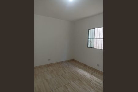 Quarto de casa para alugar com 2 quartos, 52m² em Cidade Ipava, São Paulo