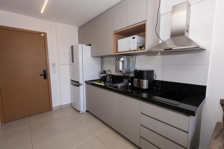 Cozinha de apartamento para alugar com 1 quarto, 45m² em Setor Bueno, Goiânia