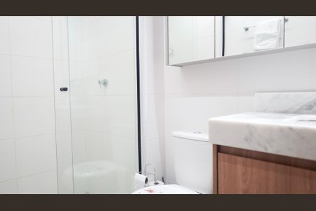 Banheiro 1 de apartamento para alugar com 1 quarto, 45m² em Setor Bueno, Goiânia