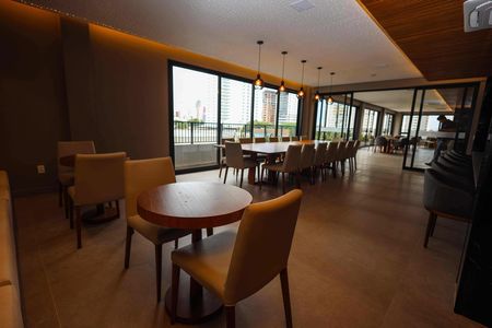 Apartamento para alugar com 45m², 1 quarto e 1 vaga Apartamento para alugar com 45m², 1 quarto e 1 vagaÁrea comum - Salão de festas