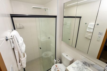 Apartamento para alugar com 45m², 1 quarto e 1 vaga Apartamento para alugar com 45m², 1 quarto e 1 vagaBanheiro do Quarto 1